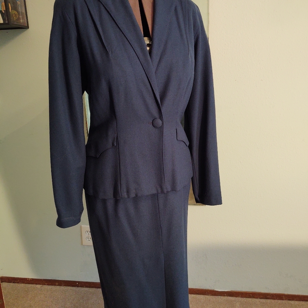 Vintage Dianne B. Wool suit
